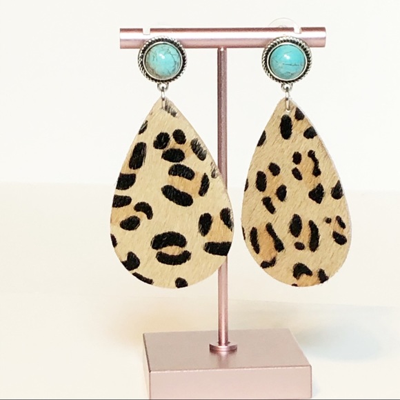 Genuine leather and turquoise leopard earrings - Picture 2 of 6